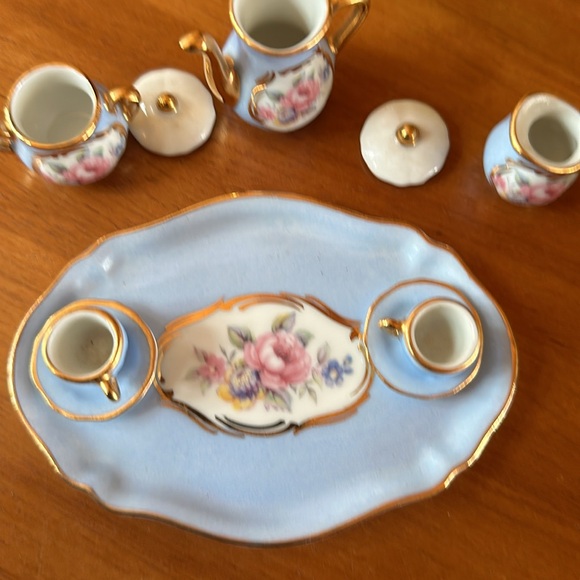 Limoges France miniature Tea Set - Picture 8 of 8